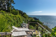 Turtle Rocks Inn ocean view deck for all guests.