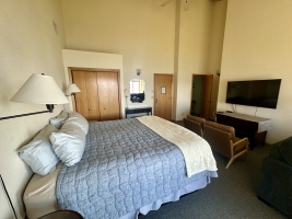 Room 4